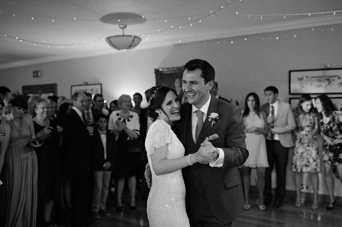 Wedding photographer London - wimbledon golf club wedding first dance