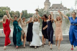 Esk&uuml;vői csoportk&eacute;p k&eacute;sz&iacute;t&eacute;se
